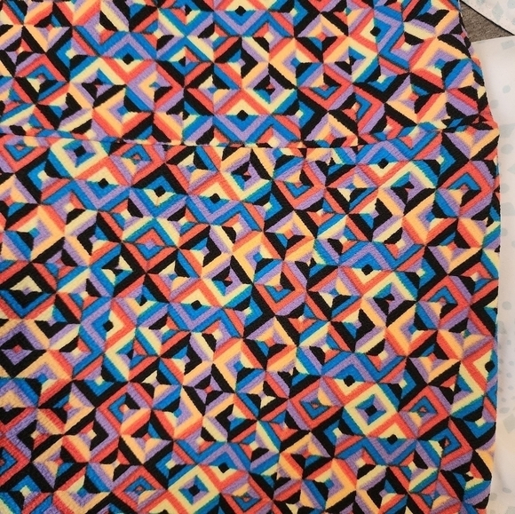 LulaRoe Geometric Cassie Pencil Skirt Women's Large L Stretch Wide Waistband EUC - Picture 3 of 7